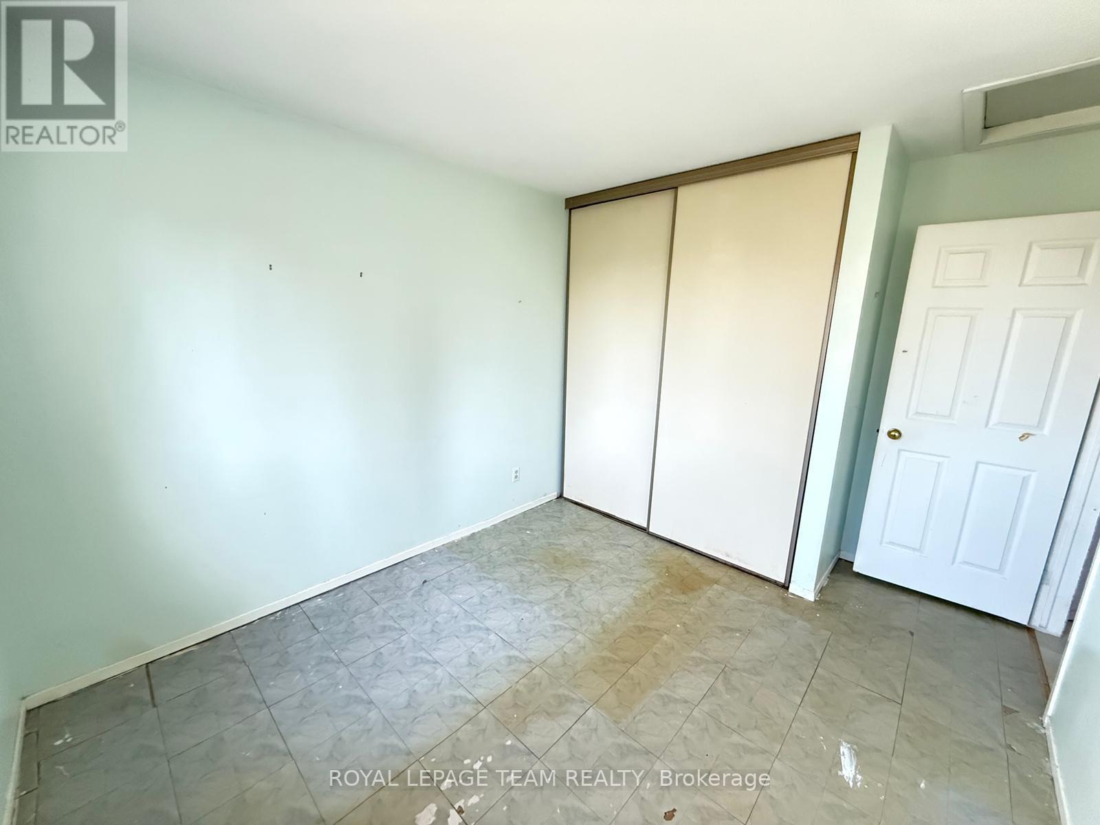 86 Hummingbird Crescent Property Photo 14