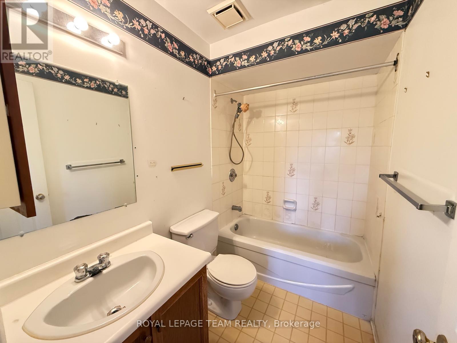 86 Hummingbird Crescent Property Photo 19