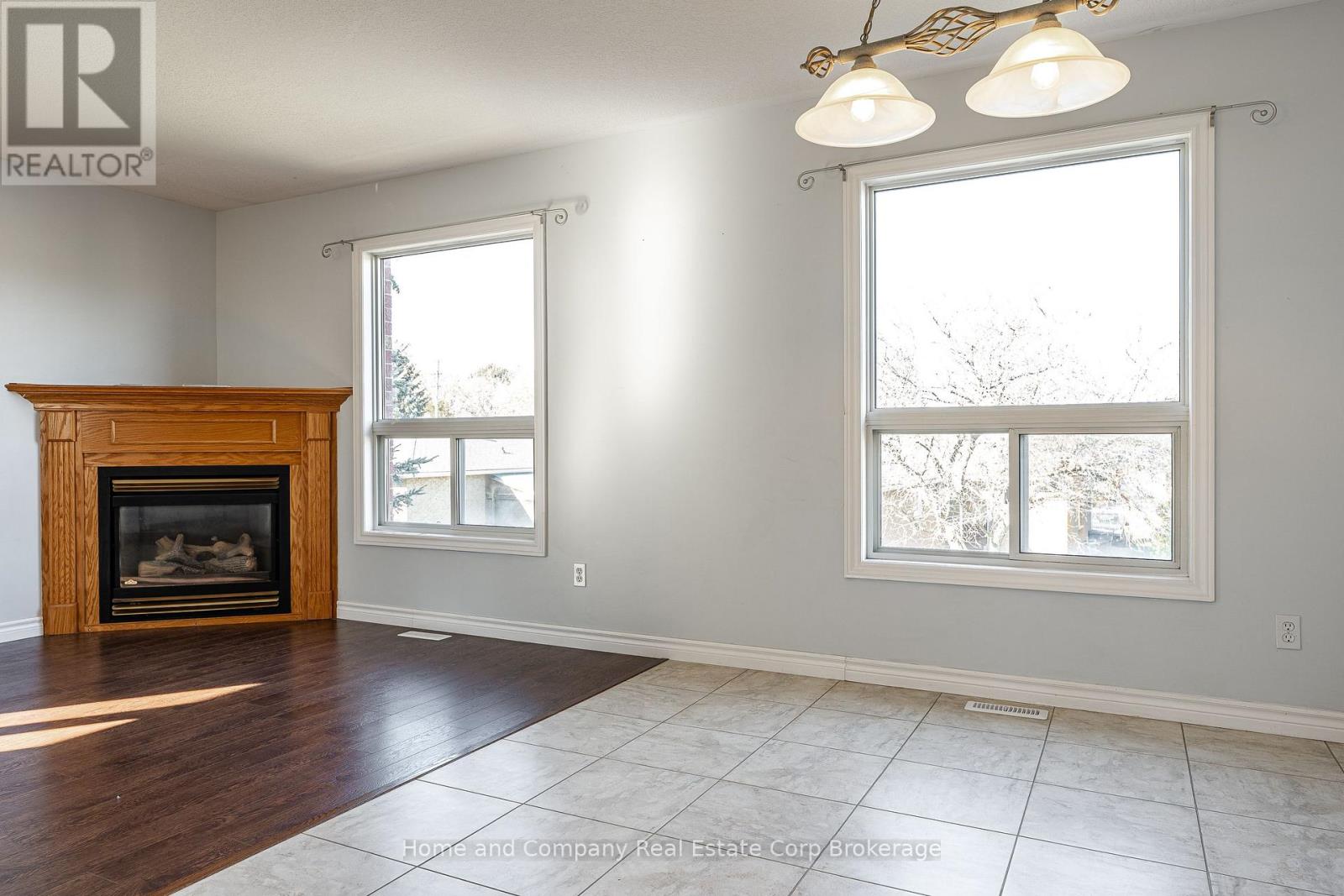 82 Walsh Crescent Property Photo 14