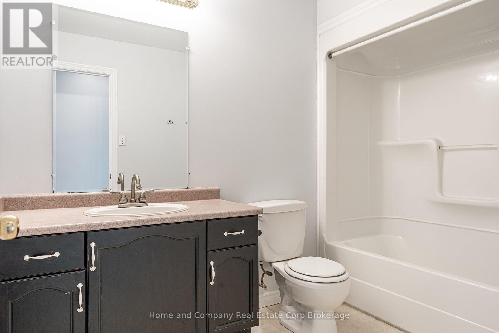 82 Walsh Crescent Property Photo 23
