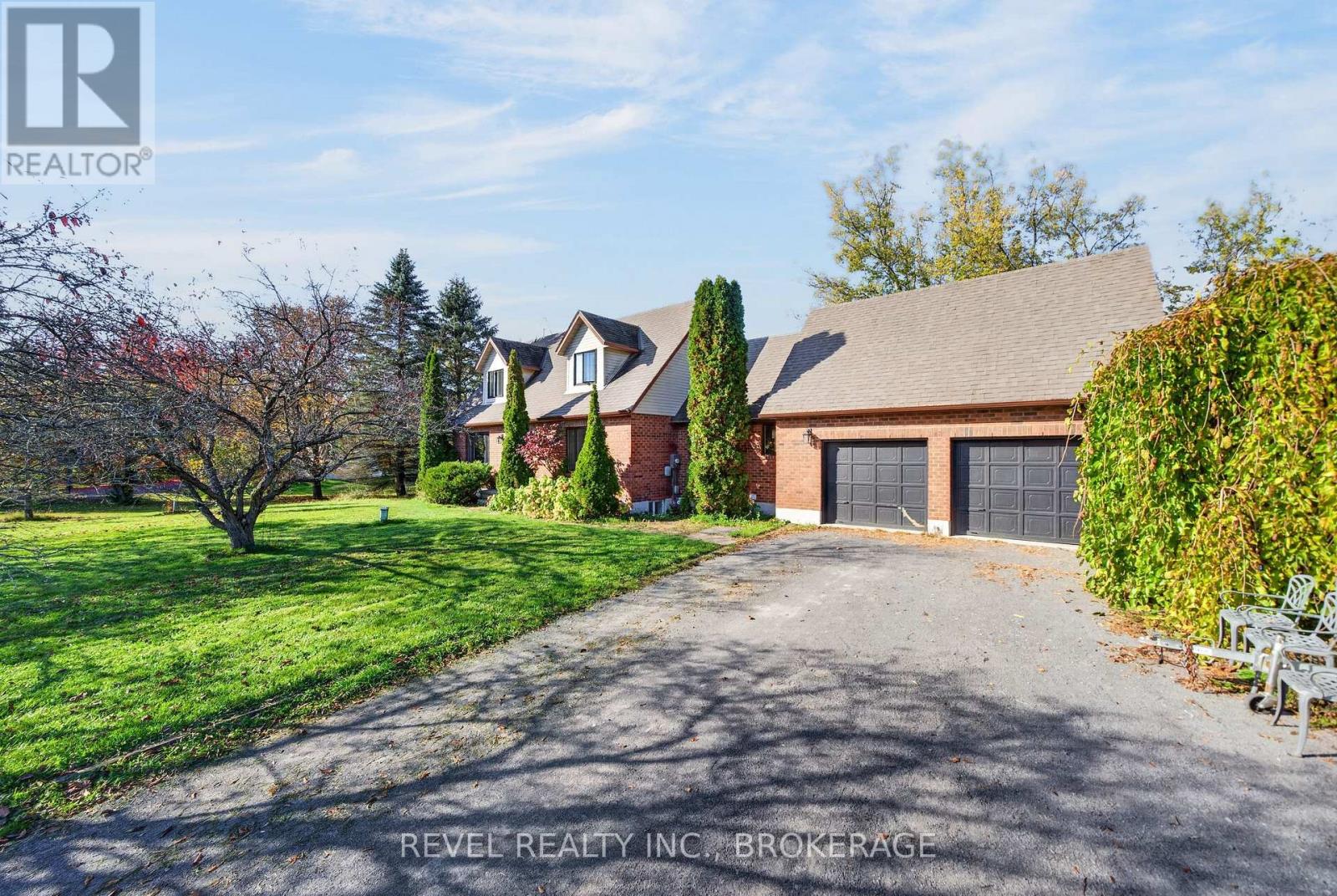3321 Silverwood Drive Property Photo 1