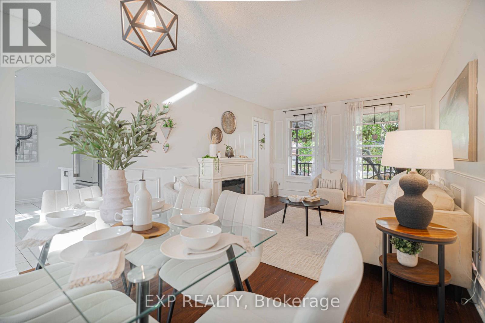 1950 Mapleridge Drive Property Photo 11