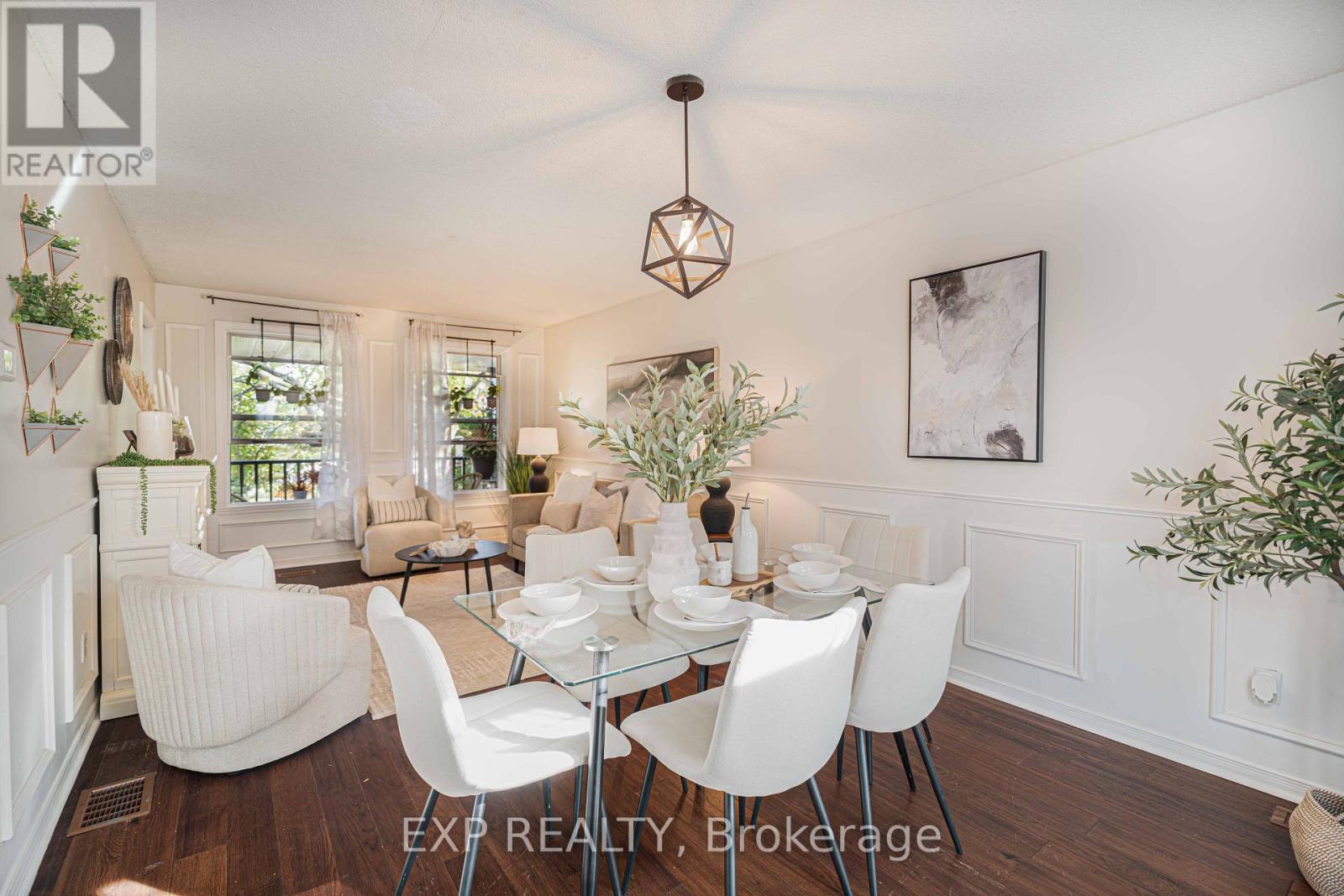 1950 Mapleridge Drive Property Photo 12