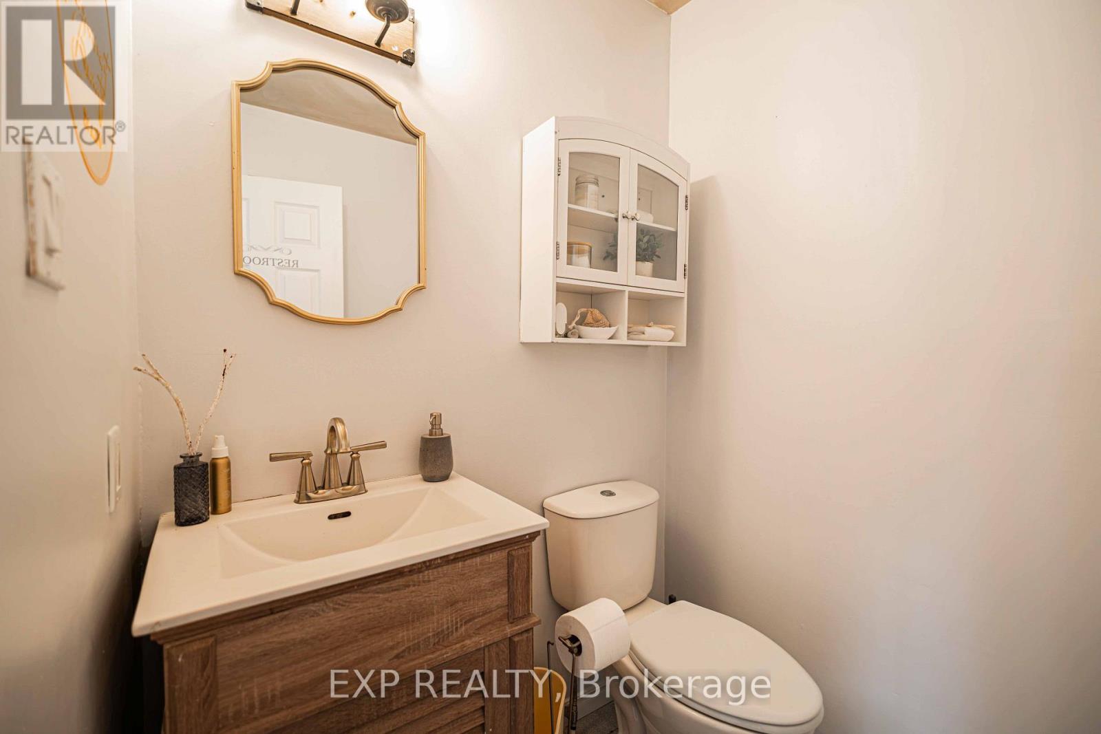 1950 Mapleridge Drive Property Photo 23