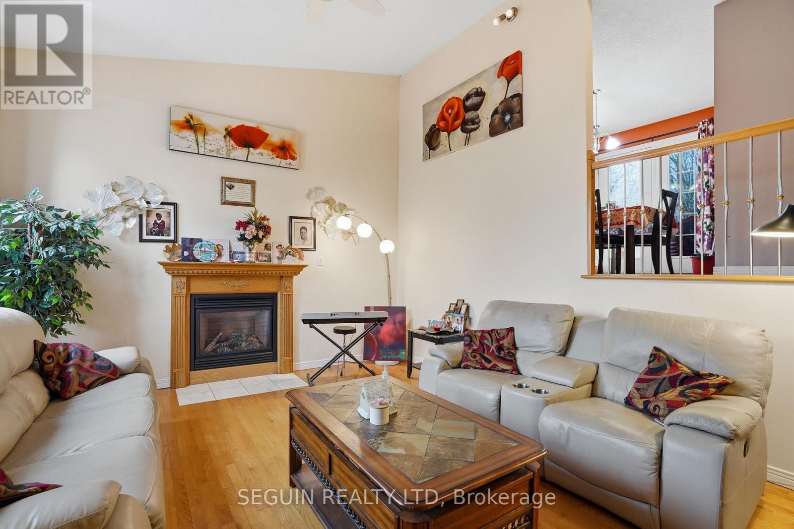 650 Berthiaume Street Property Photo 6
