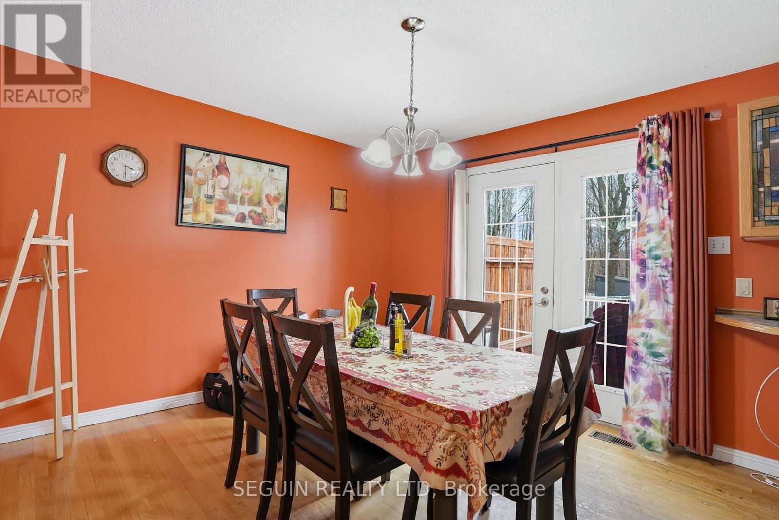 650 Berthiaume Street Property Photo 10