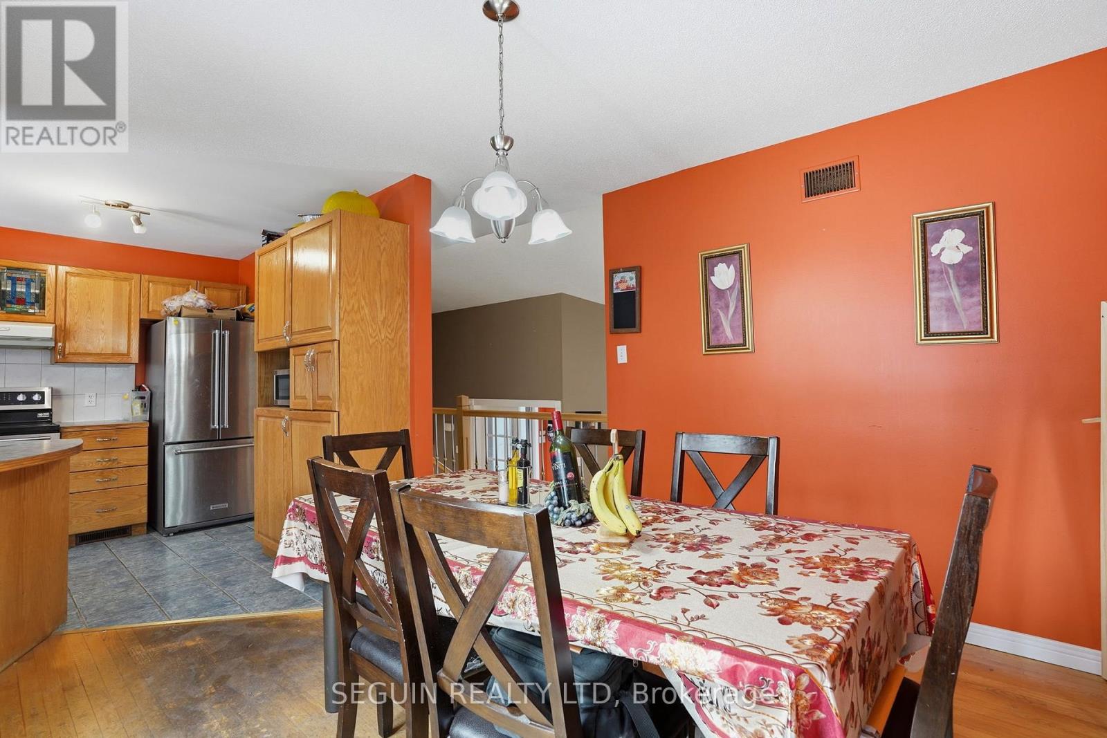 650 Berthiaume Street Property Photo 11