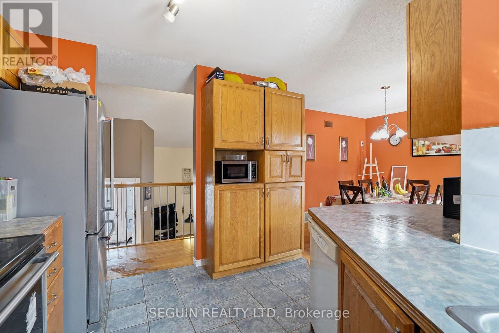 650 Berthiaume Street Property Photo 15