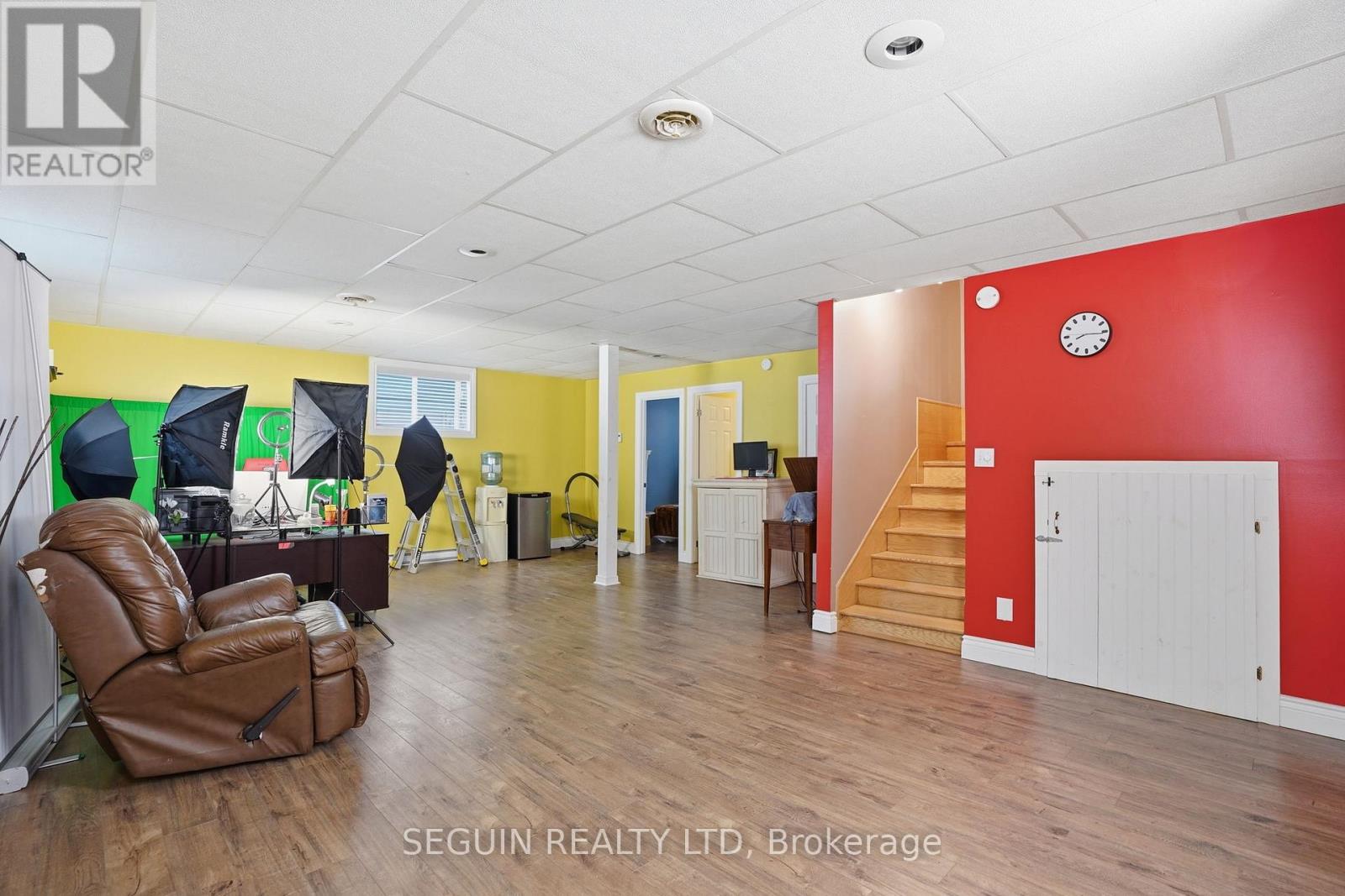 650 Berthiaume Street Property Photo 23