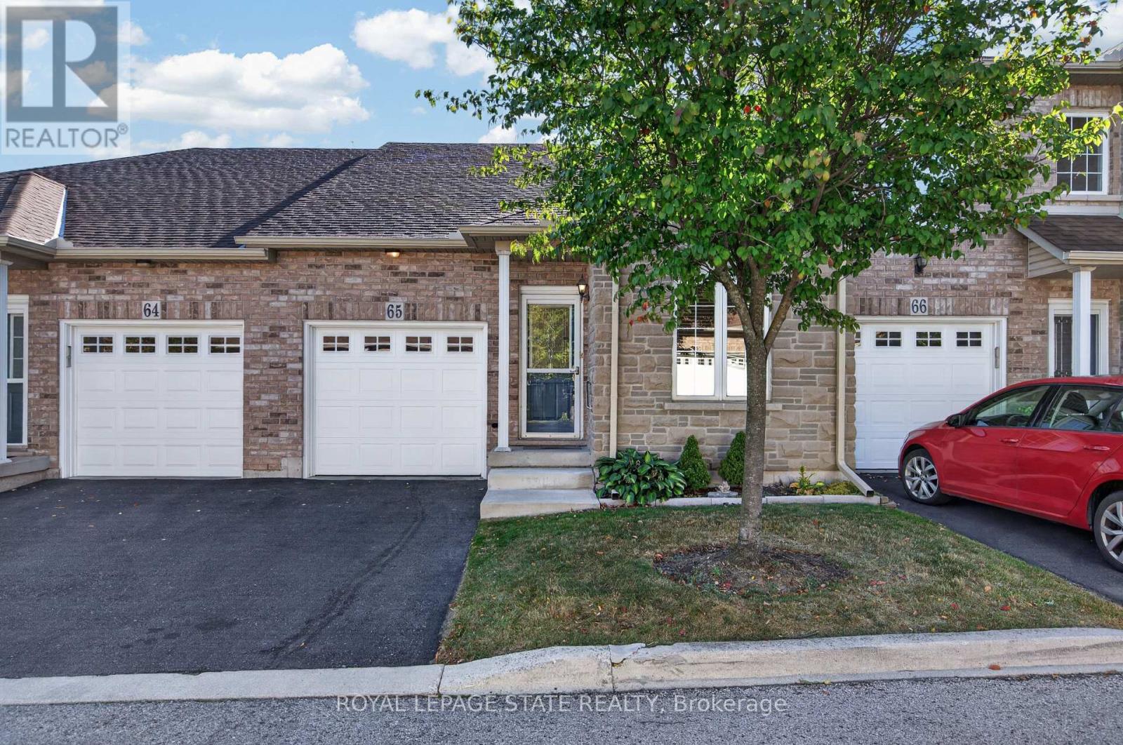 65 - 566 SOUTHRIDGE DRIVE Property Photo 1
