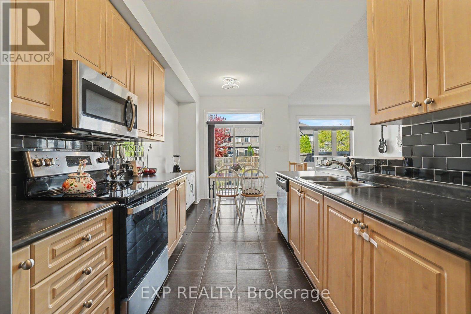 115 Hawkshaw Crescent Property Photo 13
