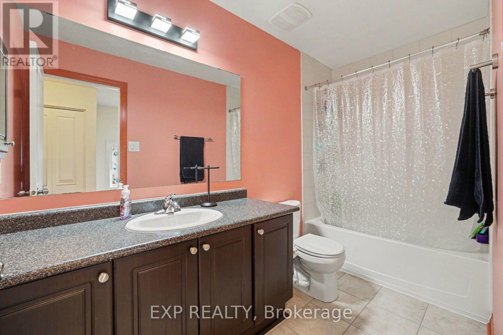 115 Hawkshaw Crescent Property Photo 25