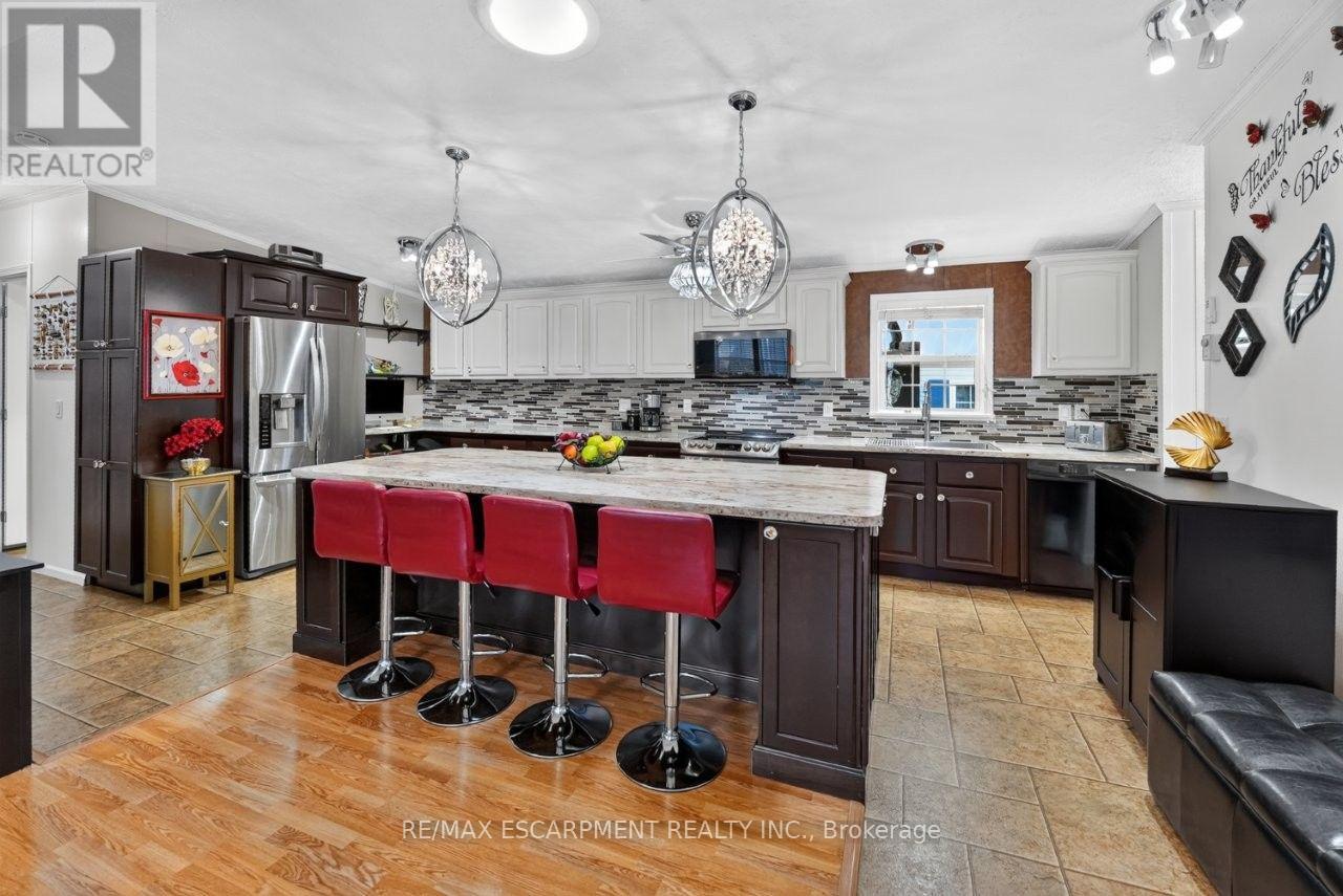 227 - 3033 Townline Road Property Photo 5