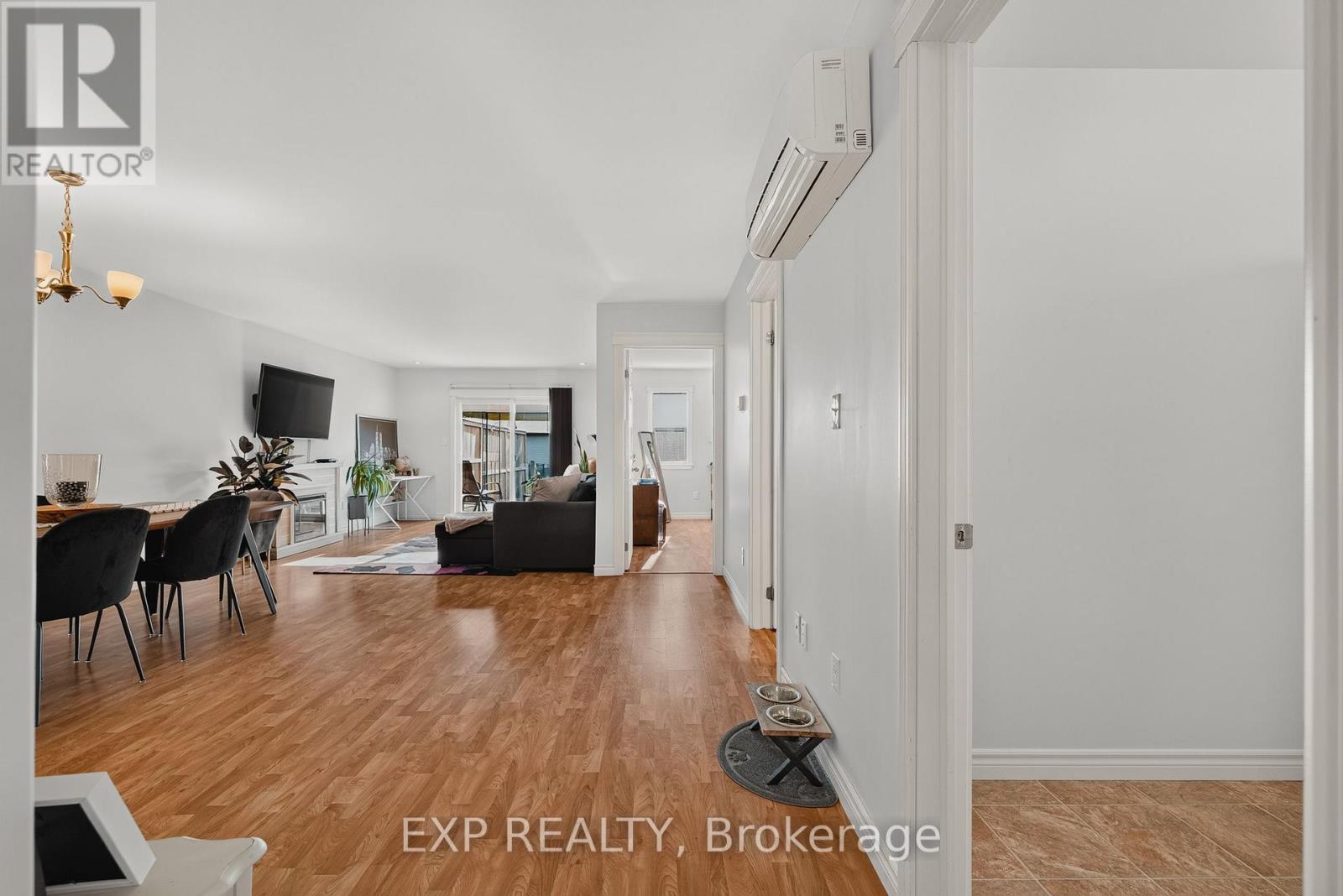 628 Elizabeth Street W Property Photo 5