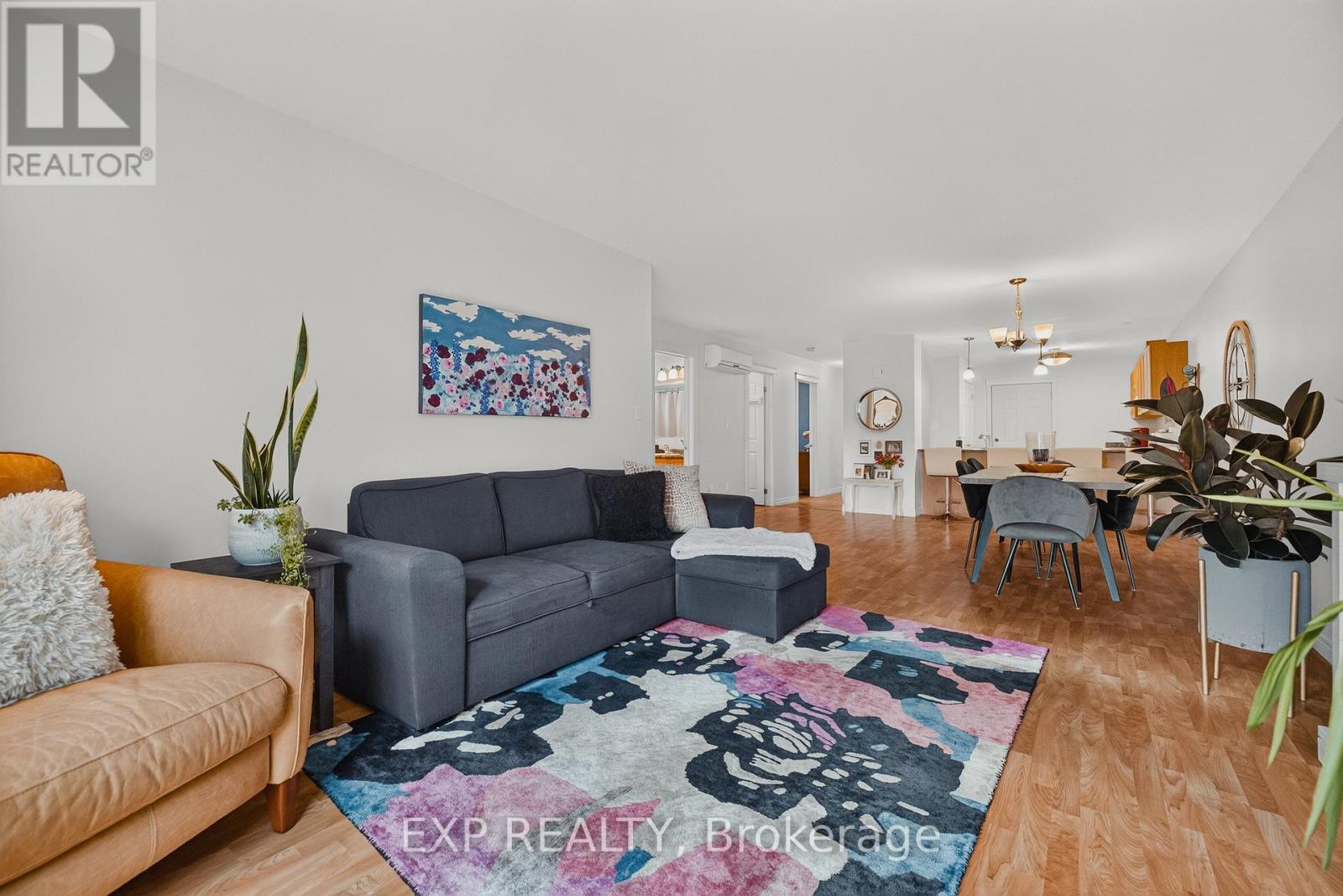 628 Elizabeth Street W Property Photo 12
