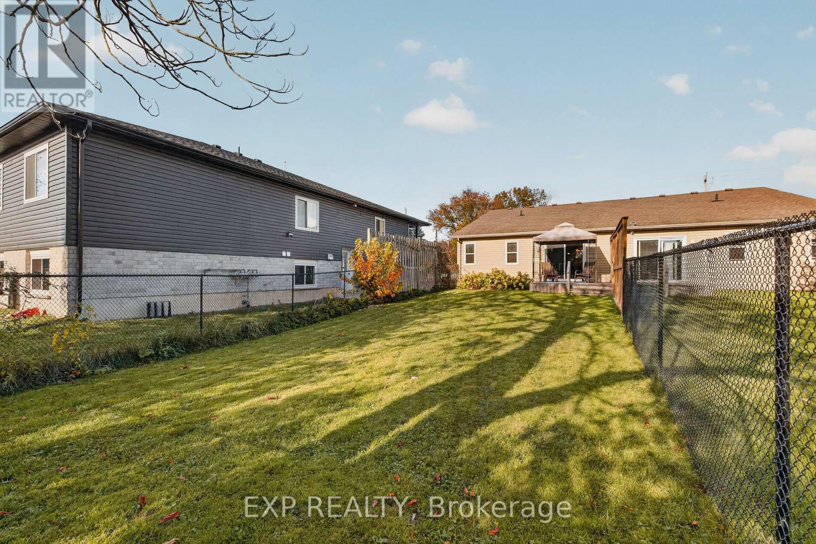 628 Elizabeth Street W Property Photo 25