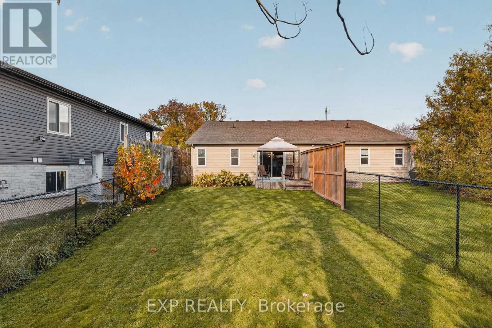 628 Elizabeth Street W Property Photo 26