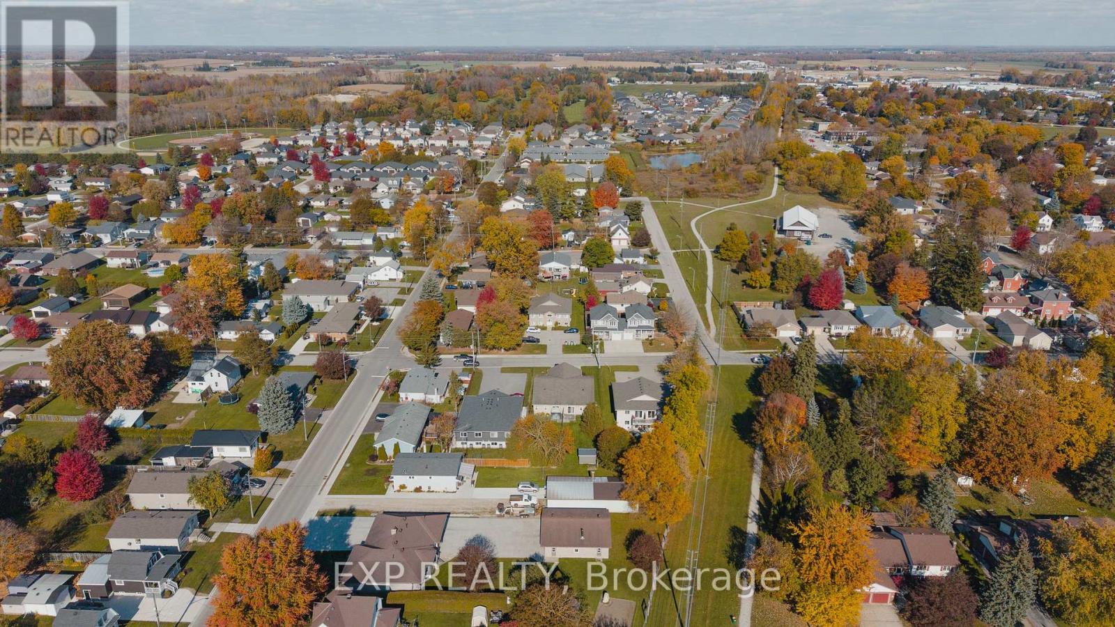 628 Elizabeth Street W Property Photo 44