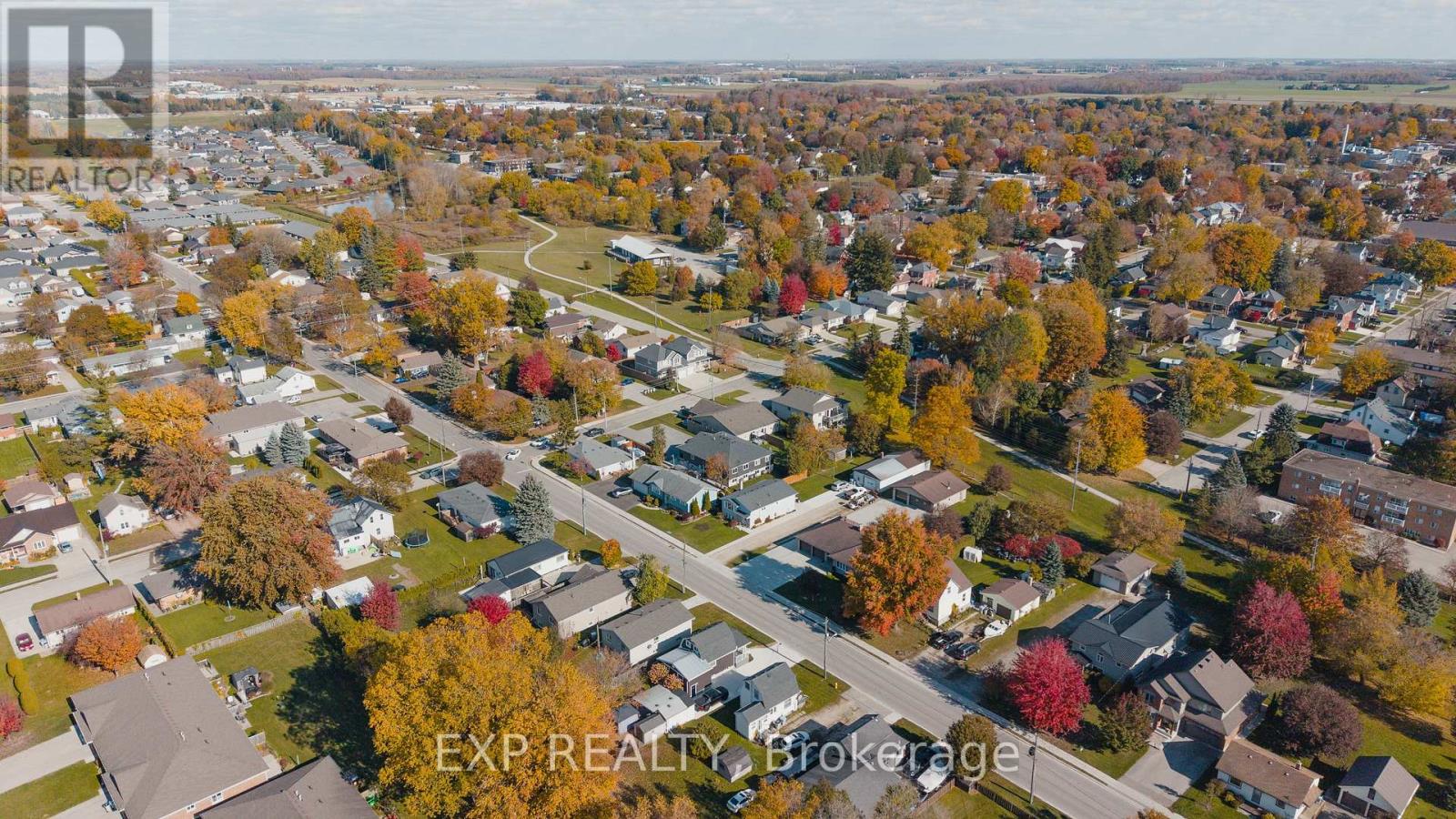 628 Elizabeth Street W Property Photo 45