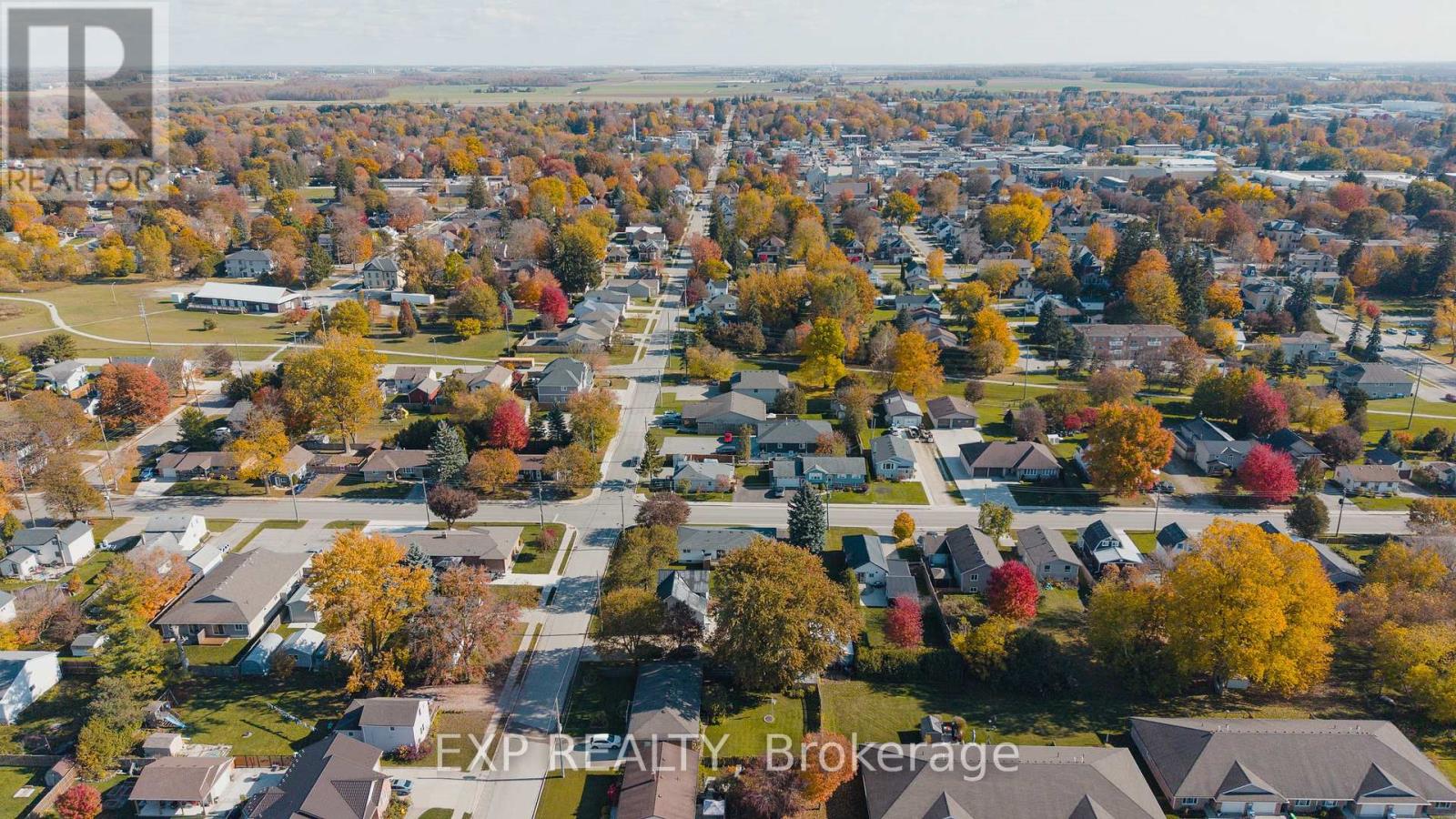 628 Elizabeth Street W Property Photo 46