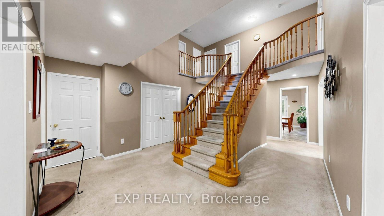 28 Hurlbut Place Property Photo 19