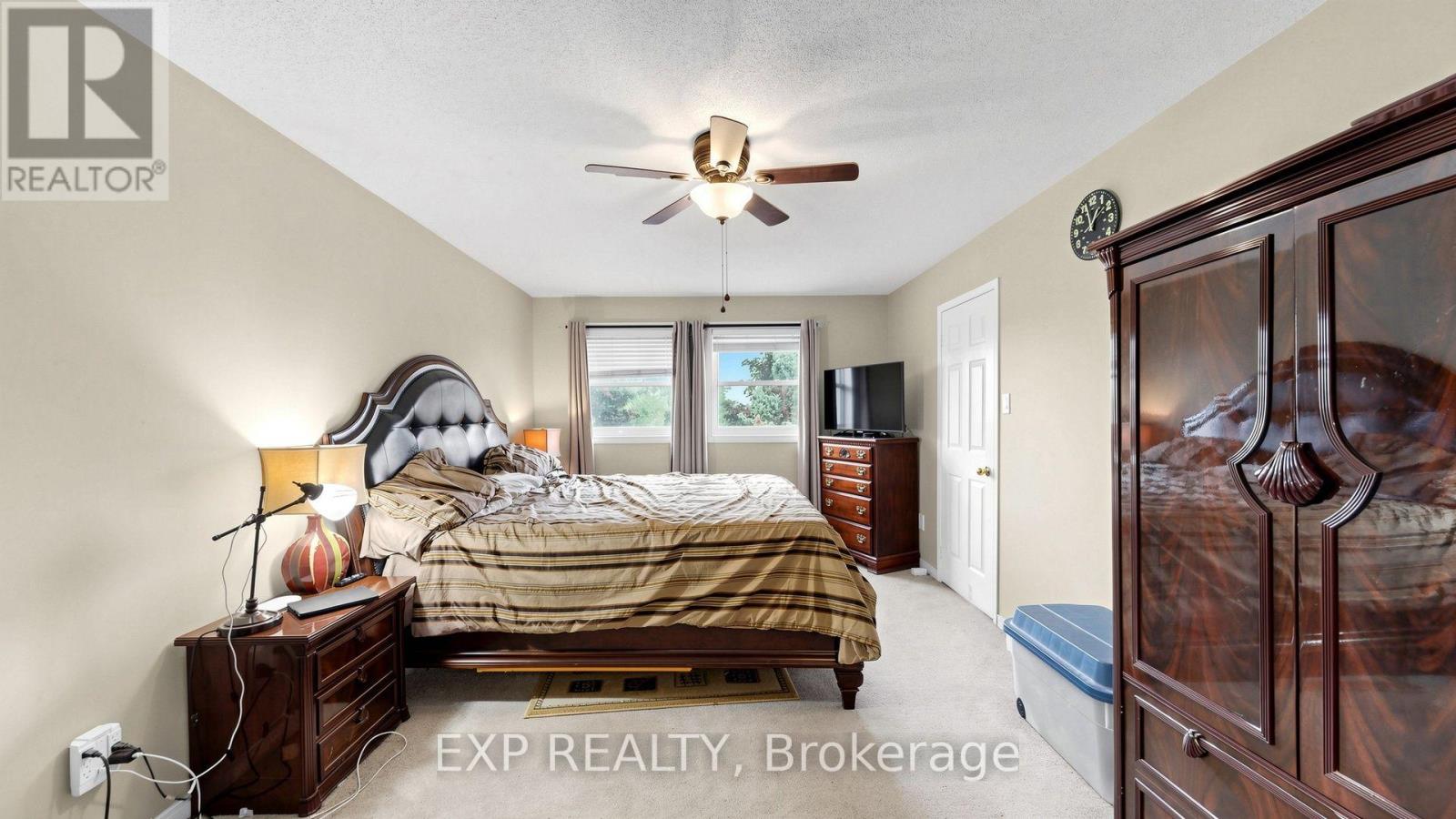 28 Hurlbut Place Property Photo 24