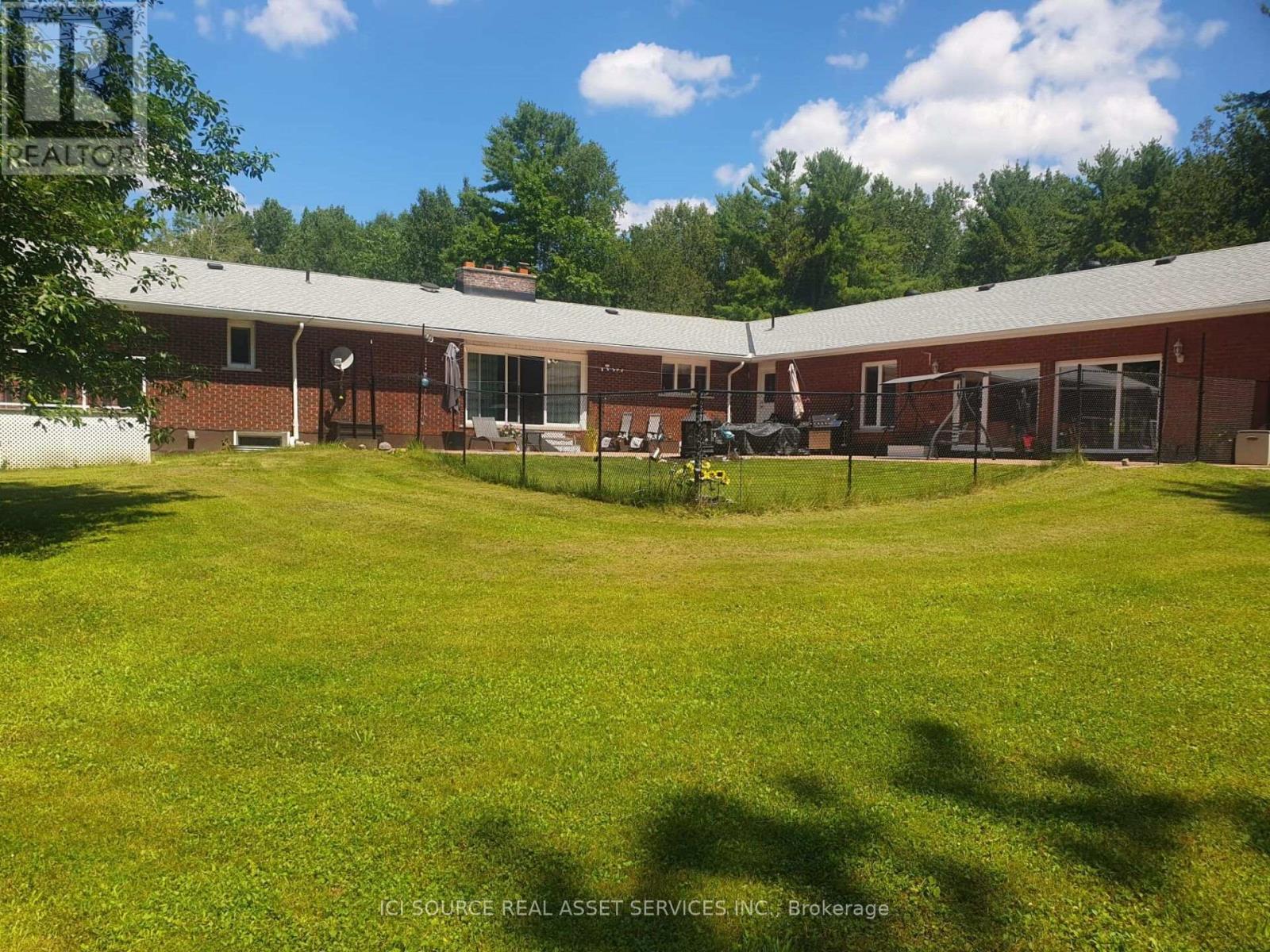 1814 County Rd 8 Property Photo 2