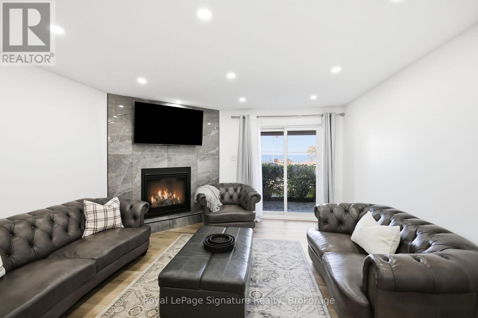 31 - 209472 Highway 26 Property Photo 14