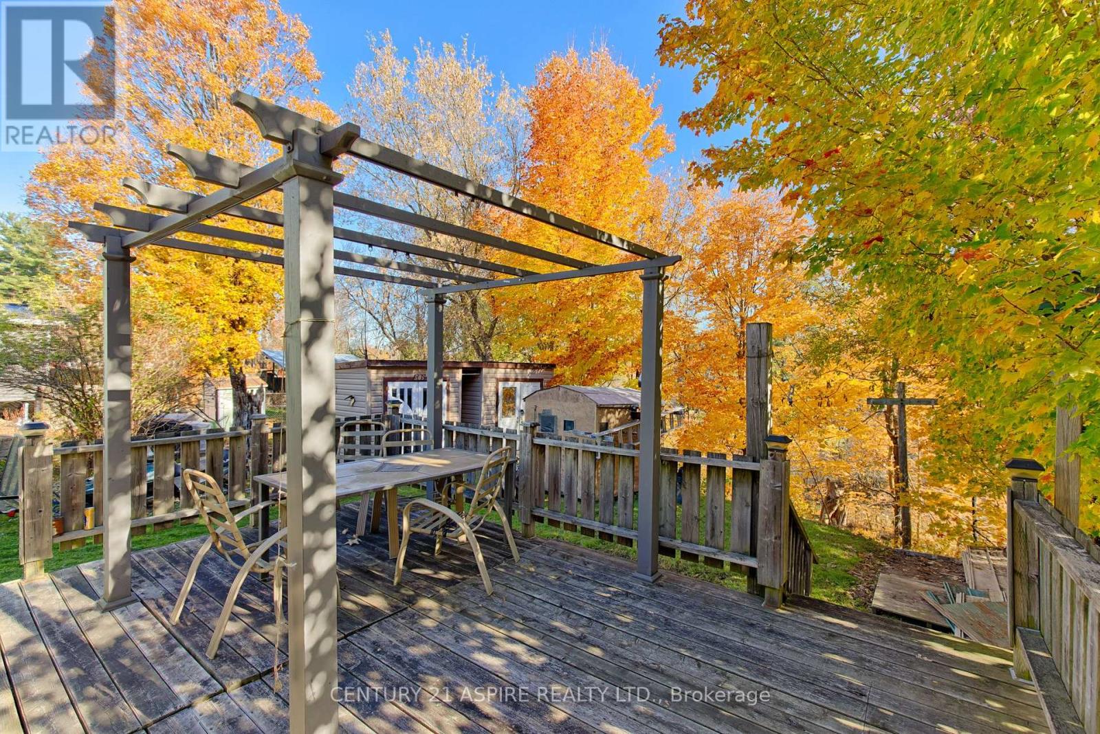 503 Moffat Street Property Photo 25