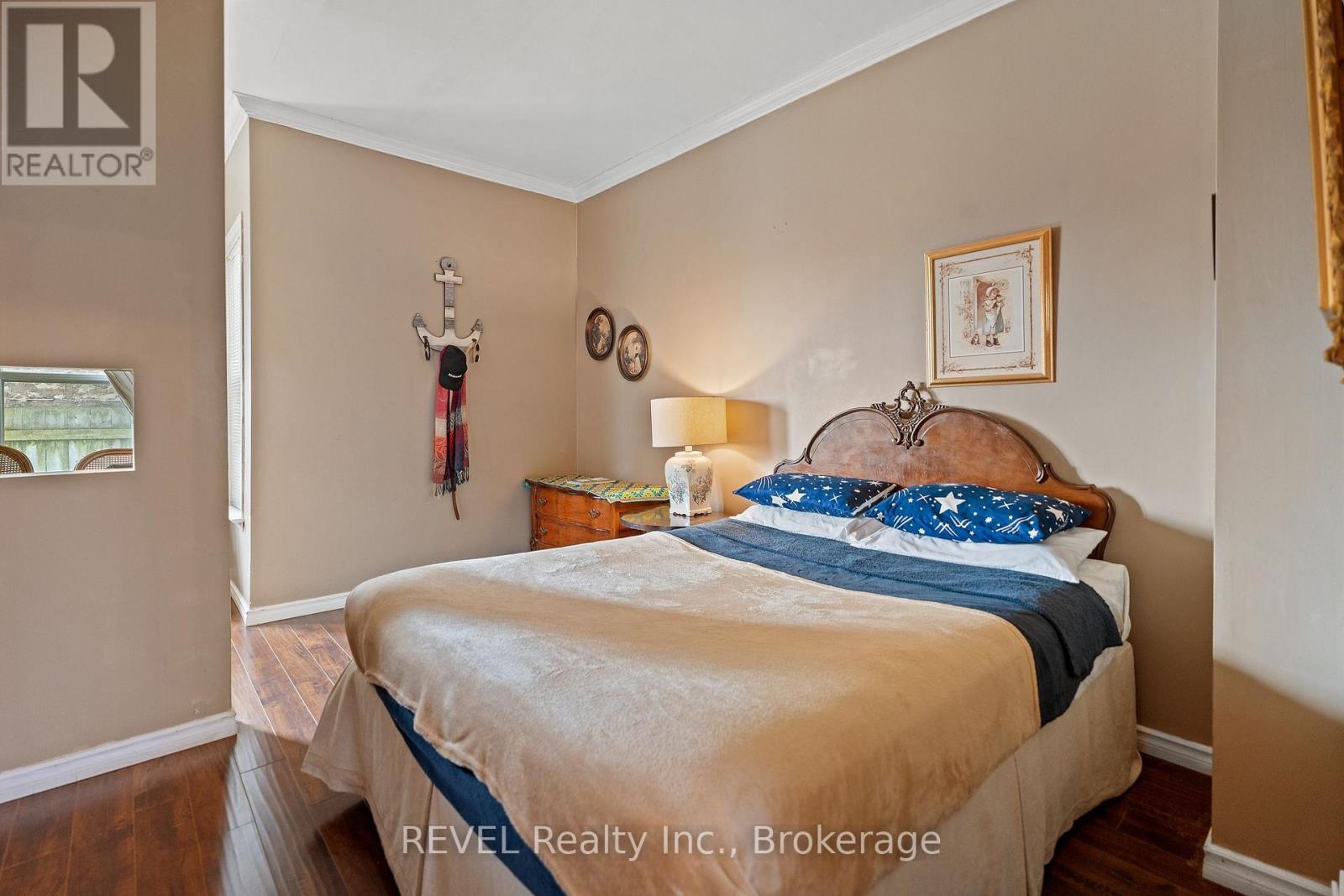 4755 River Road Property Photo 14