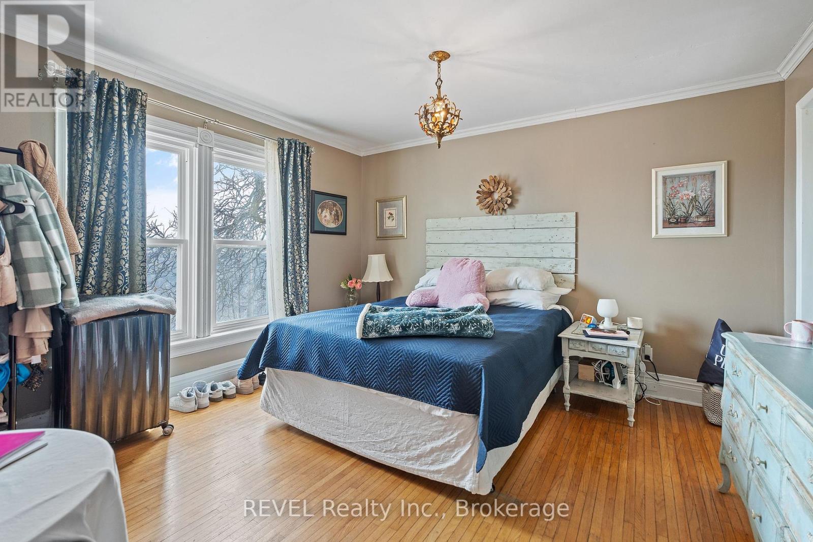 4755 River Road Property Photo 18