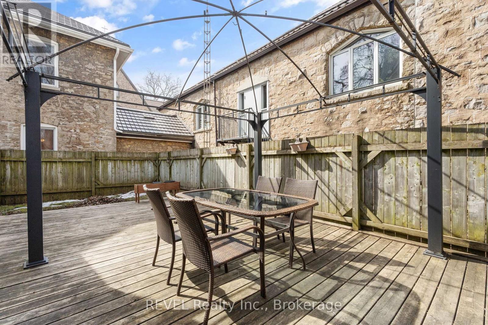 4755 River Road Property Photo 26