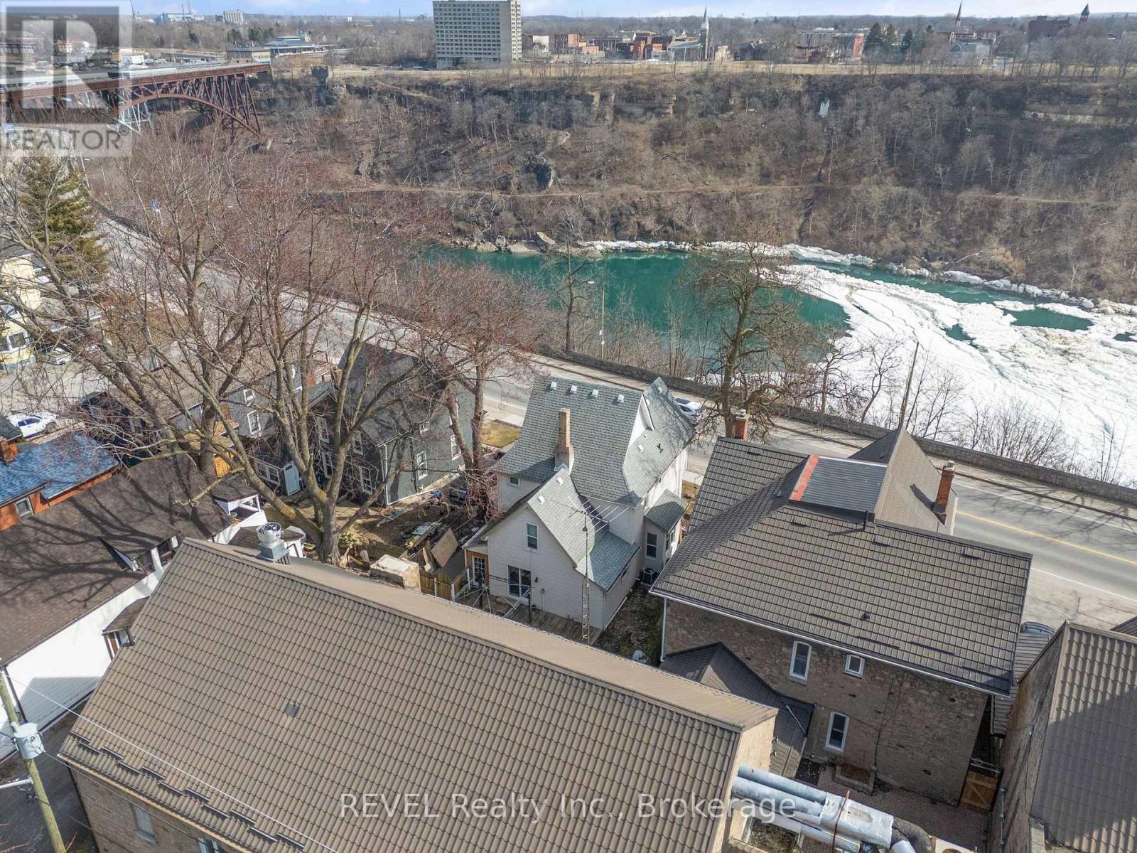 4755 River Road Property Photo 29