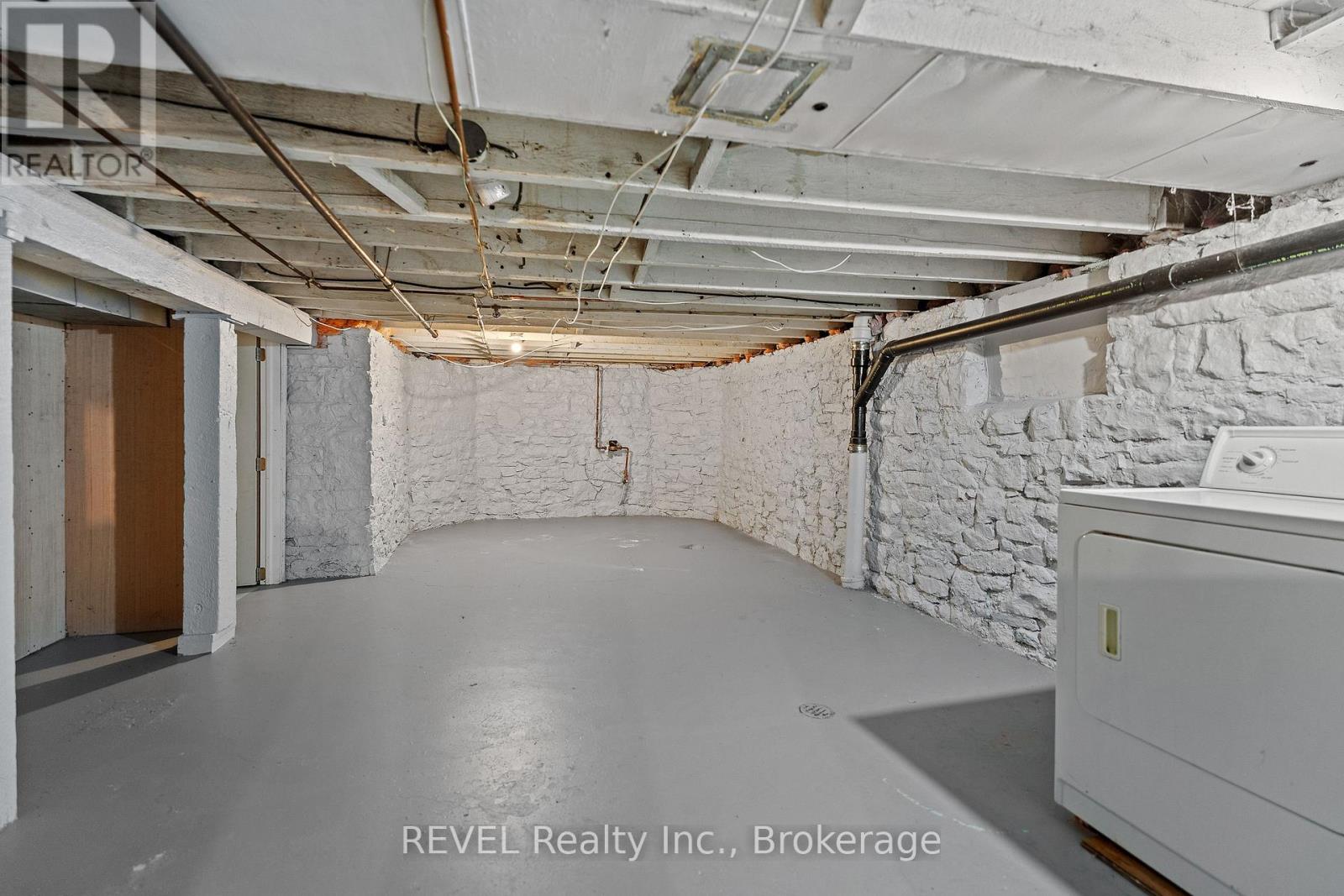 4755 River Road Property Photo 30