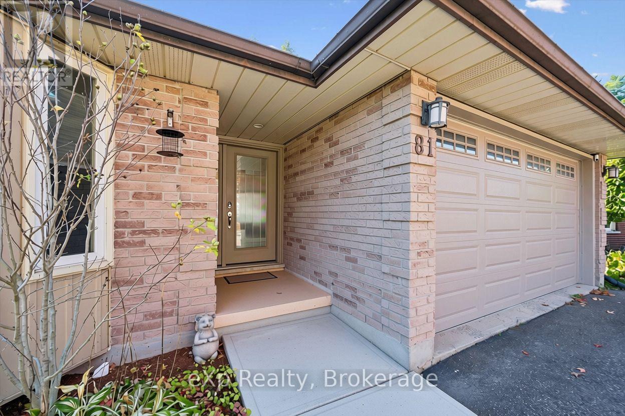 81 Sabrina Crescent Property Photo 5
