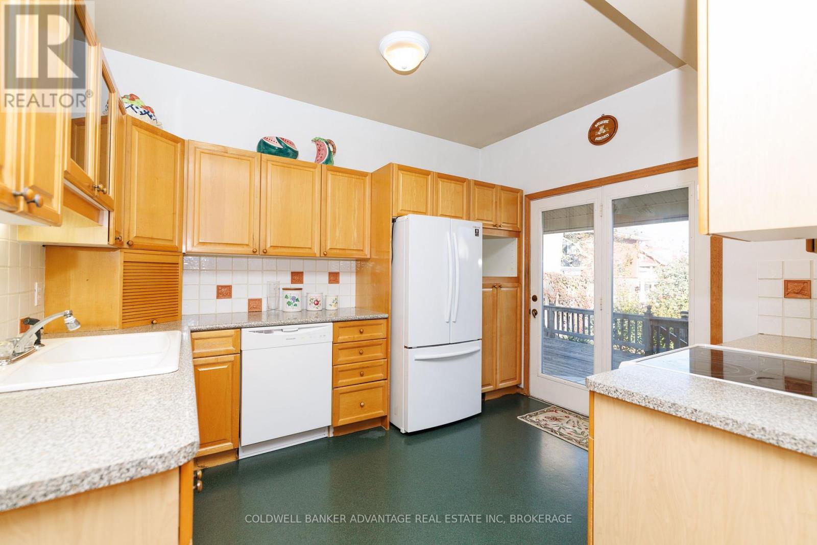 104 Bald Street Property Photo 9