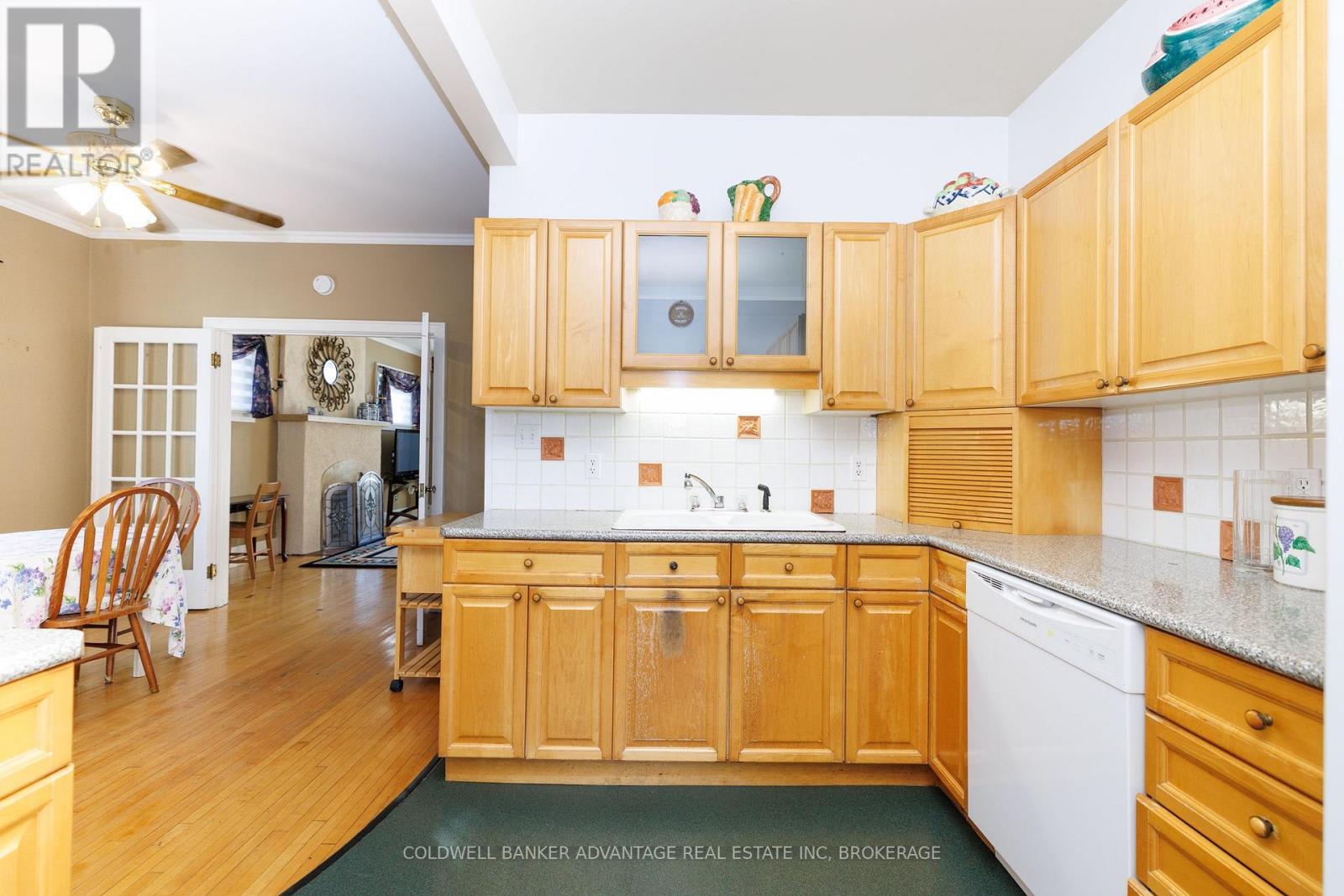 104 Bald Street Property Photo 11