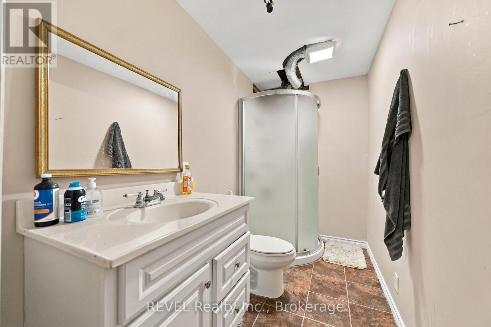 8501 Kelsey Crescent Property Photo 38