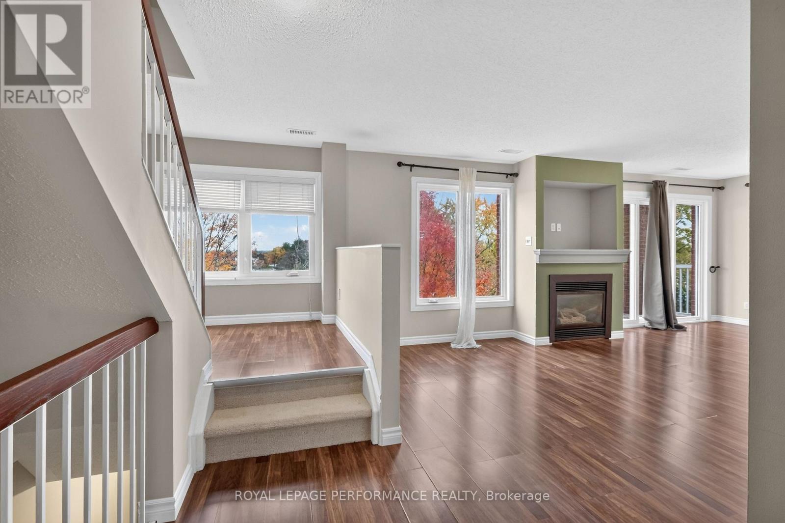 1602 Locksley Lane Property Photo 6