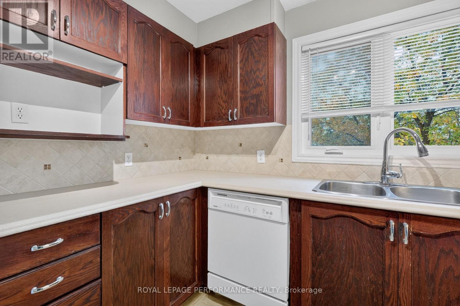 1602 Locksley Lane Property Photo 21