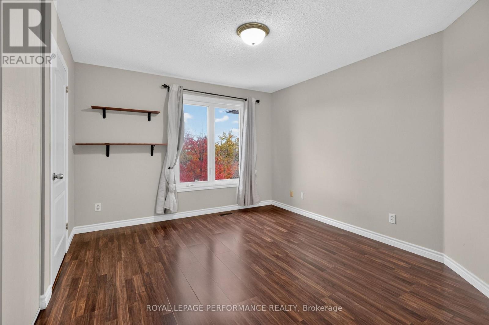 1602 Locksley Lane Property Photo 32