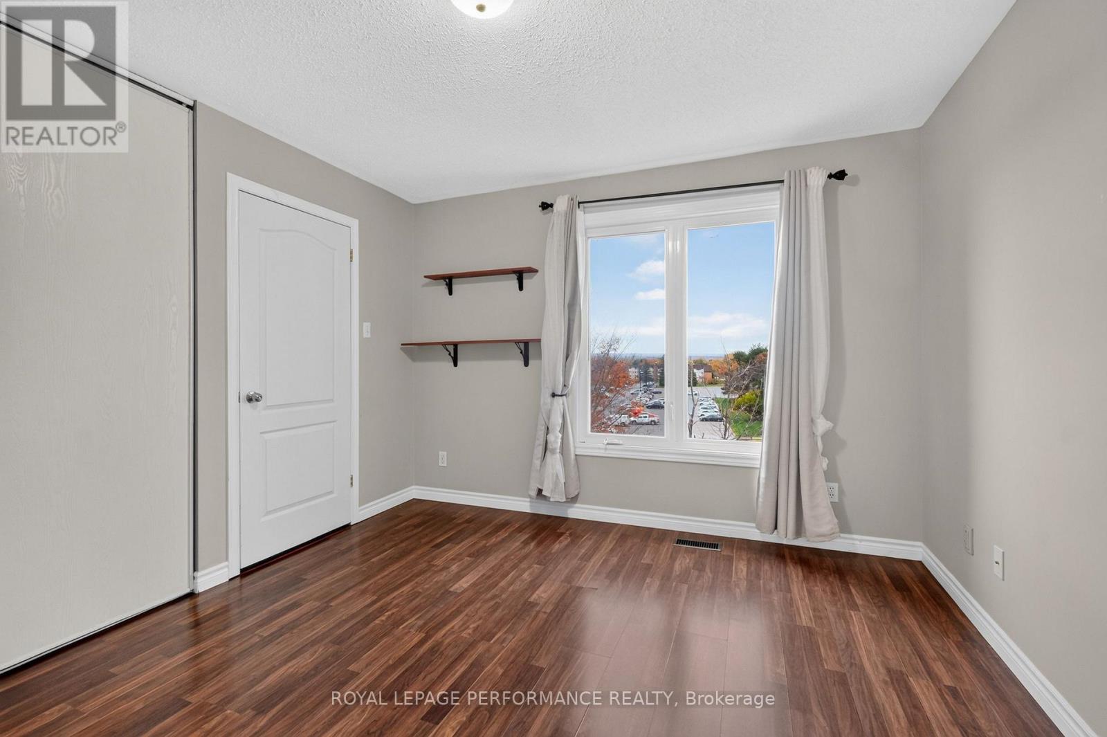 1602 Locksley Lane Property Photo 33