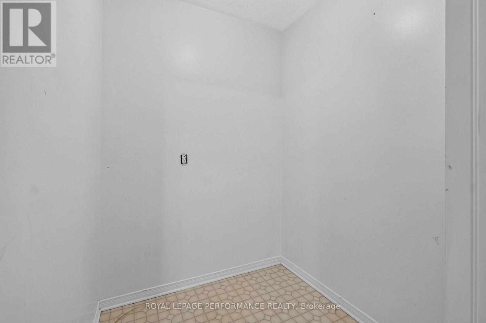 1602 Locksley Lane Property Photo 35