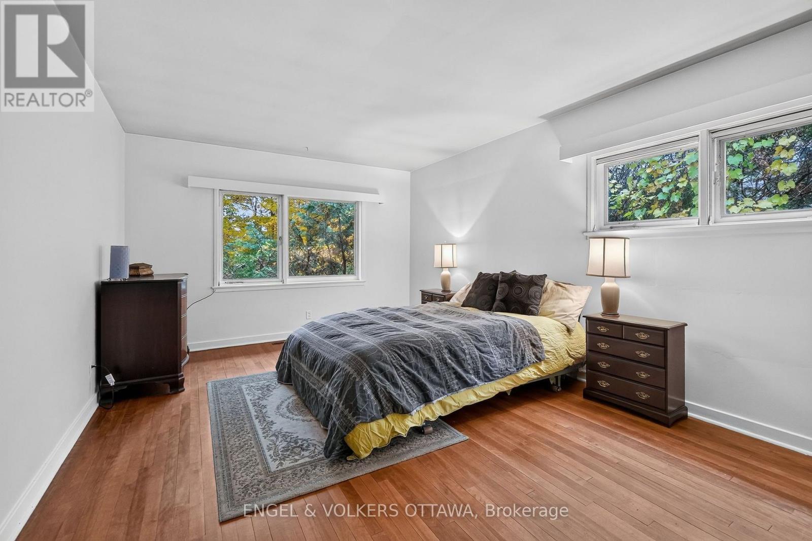 185 Lakeway Drive Property Photo 15