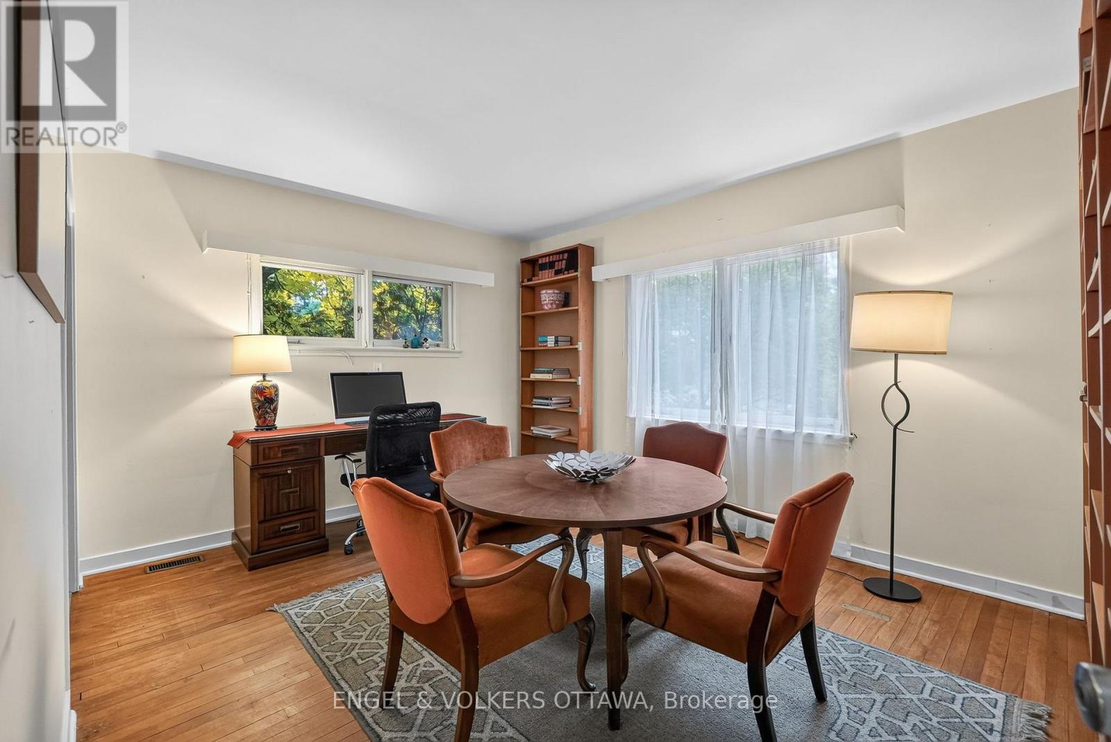 185 Lakeway Drive Property Photo 19