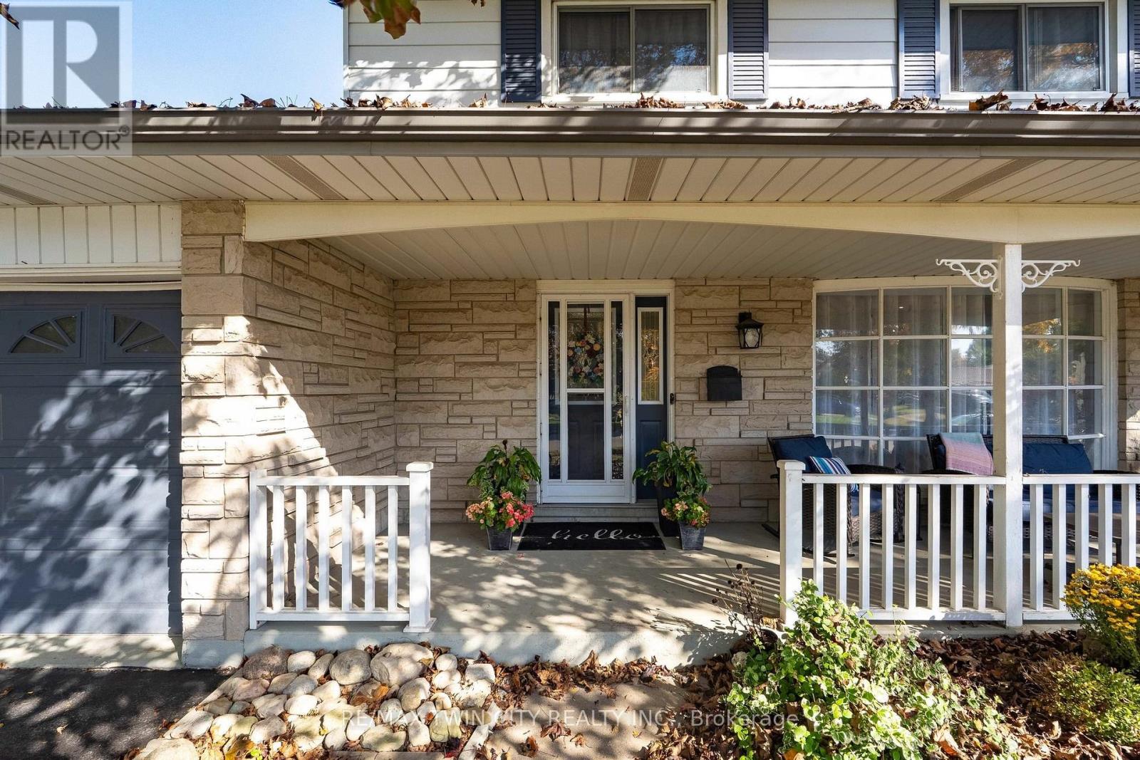 47 Eastwood Drive Property Photo 4