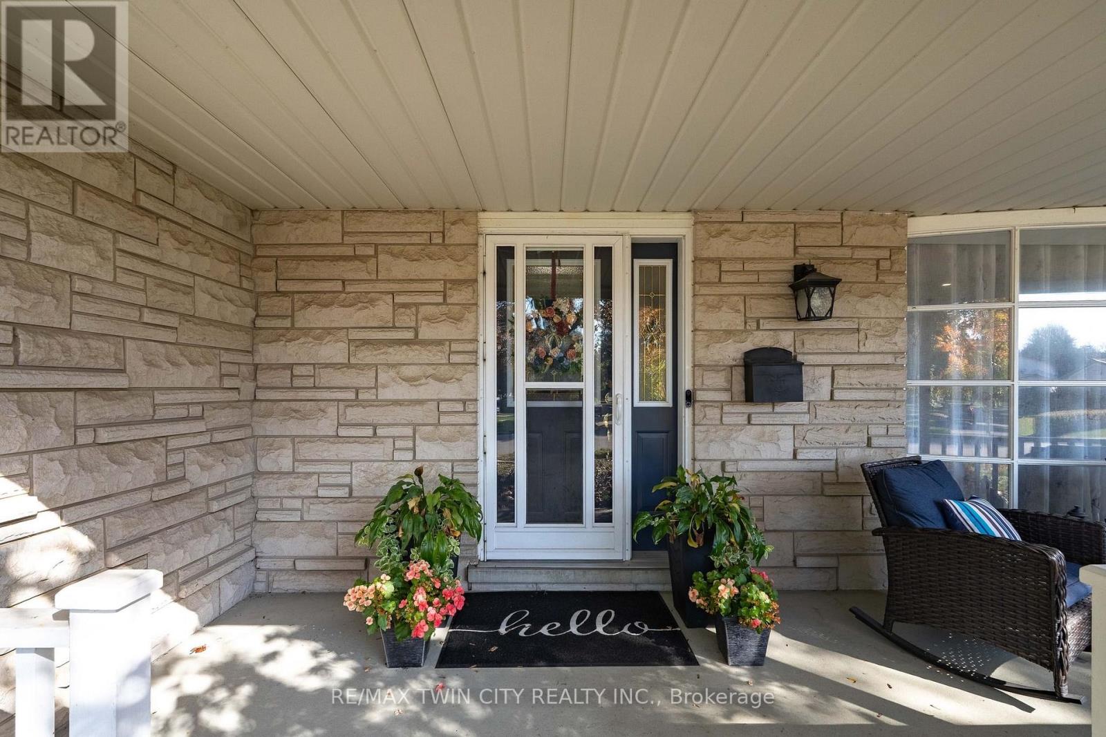 47 Eastwood Drive Property Photo 6