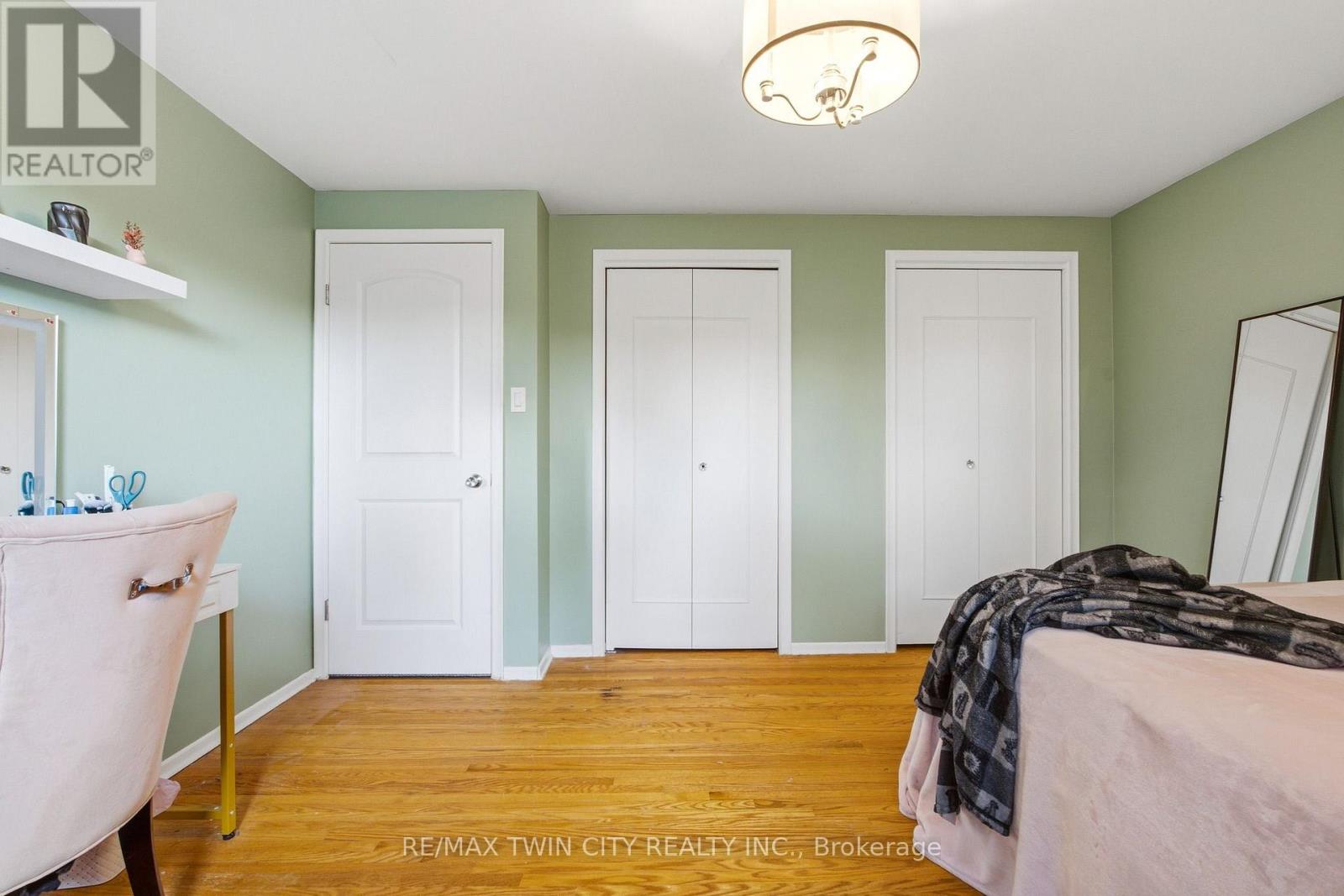 47 Eastwood Drive Property Photo 23