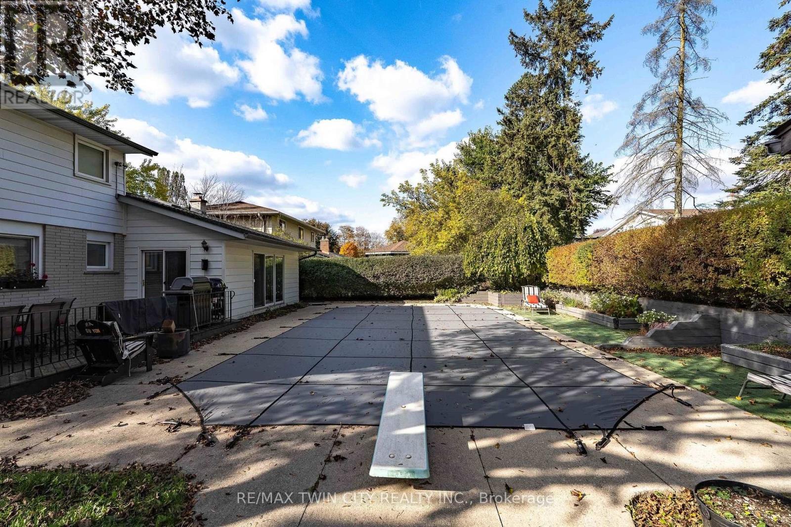 47 Eastwood Drive Property Photo 36
