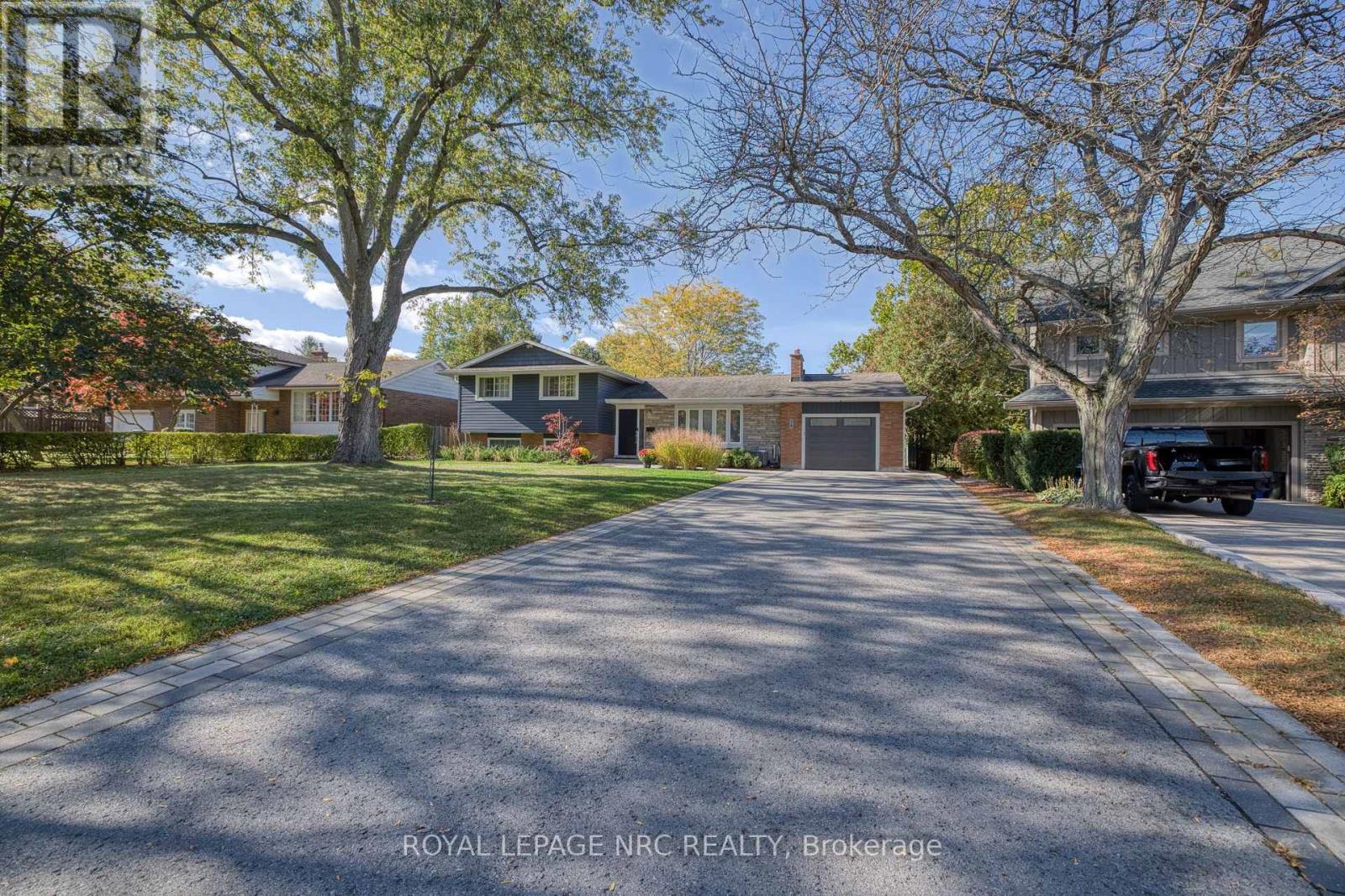 16 Woodington Crescent Property Photo 1